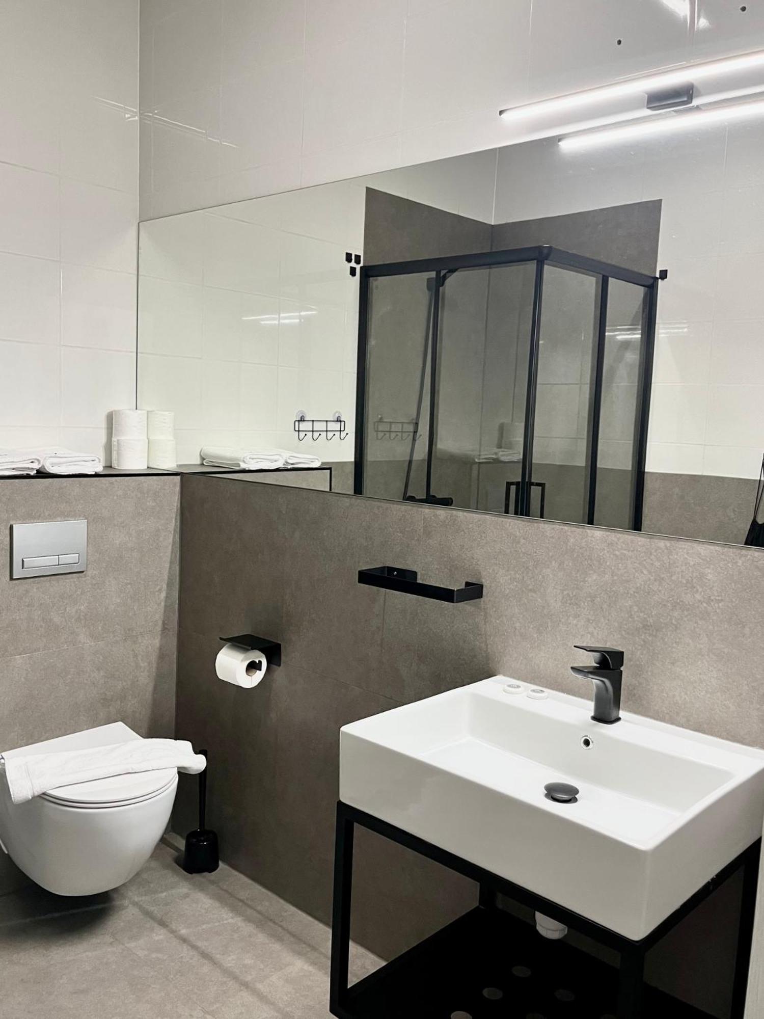 Apartament Loftowy Na Spokojnej Kołobrzeg Esterno foto